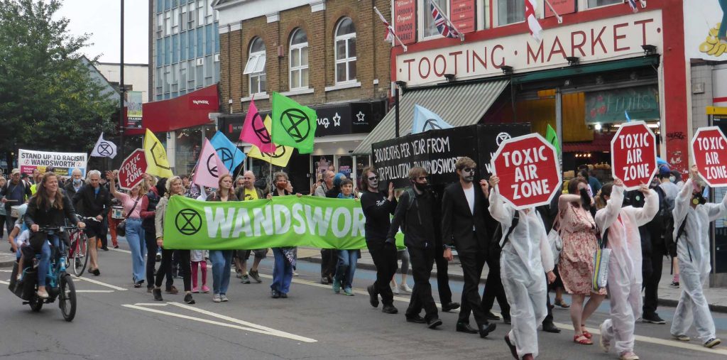 Tooting
